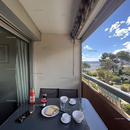 Studio Cabine A St-Raphael Avec Terrasse Et Parking, A 100M De La Plage - Fr-1-226A-23 Сен-Рафаель Екстер'єр фото