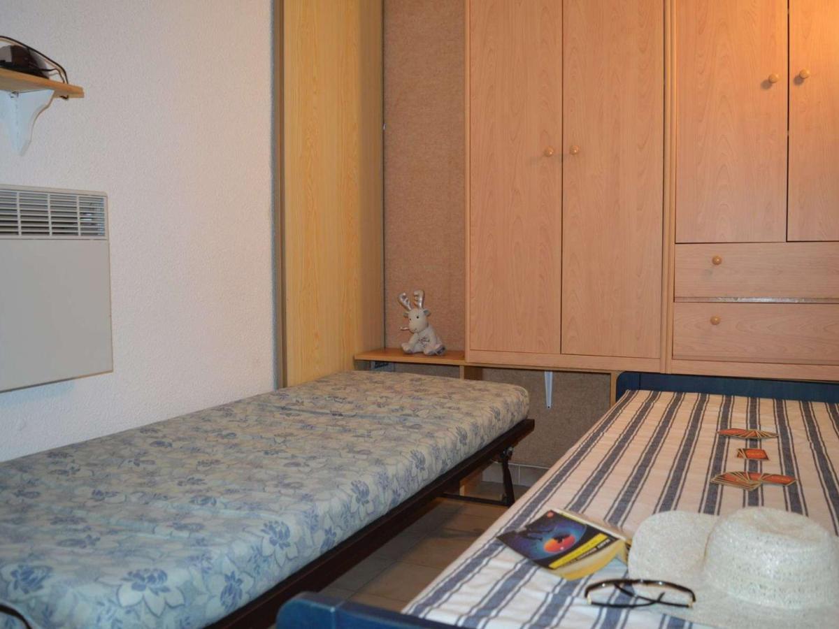 Studio Cabine A St-Raphael Avec Terrasse Et Parking, A 100M De La Plage - Fr-1-226A-23 Сен-Рафаель Екстер'єр фото